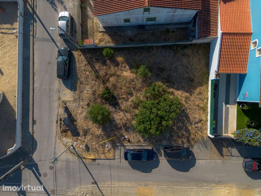 Terreno 300m² em Azeitão - Construa a sua moradia de sonho a 15 Min... - Grande imagem: 3/12