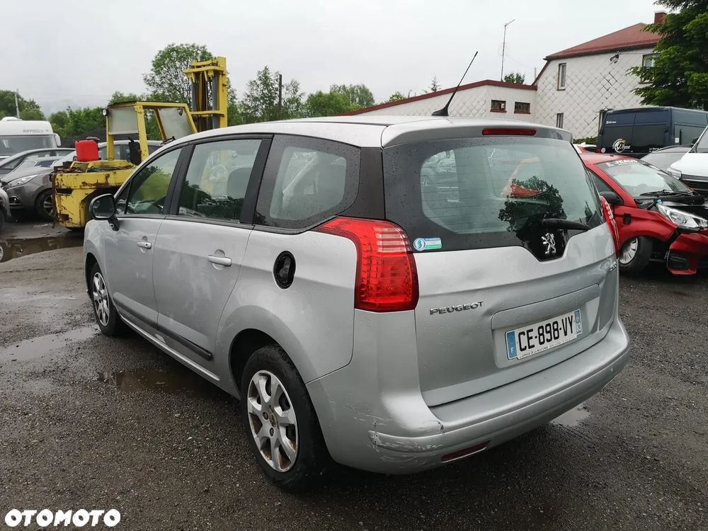 Peugeot 5008 1.6 HDi Premium - 8