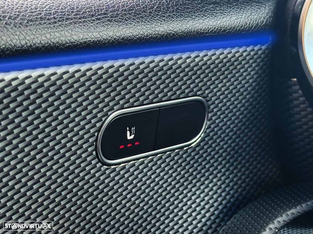 Mercedes-Benz A 250 - 25