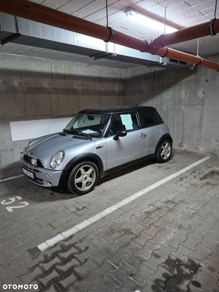 MINI ONE - 10