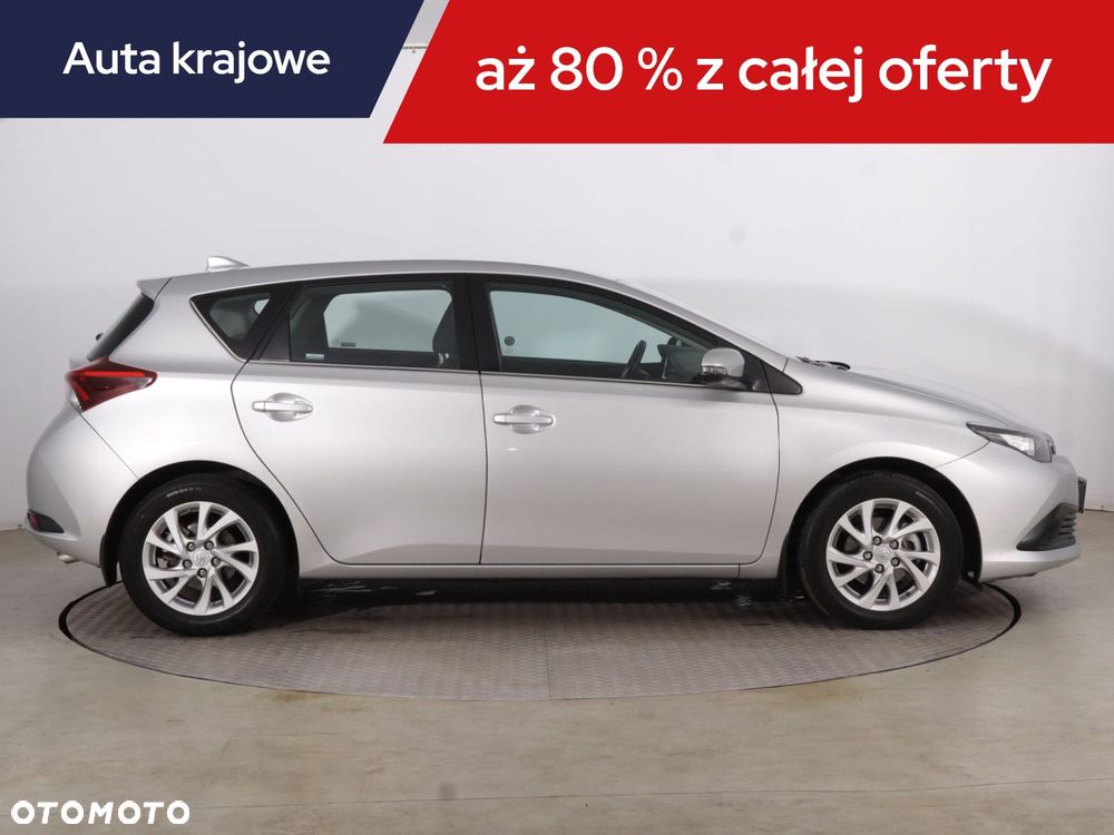 Toyota Auris - 8