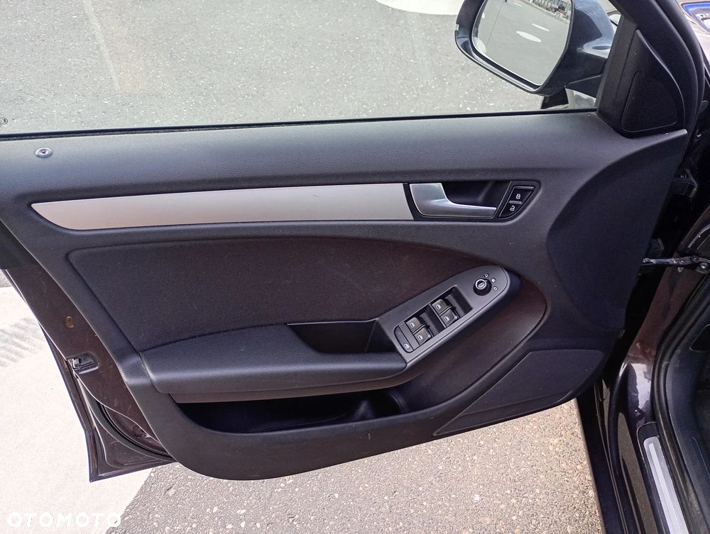 Audi A4 Avant - 23