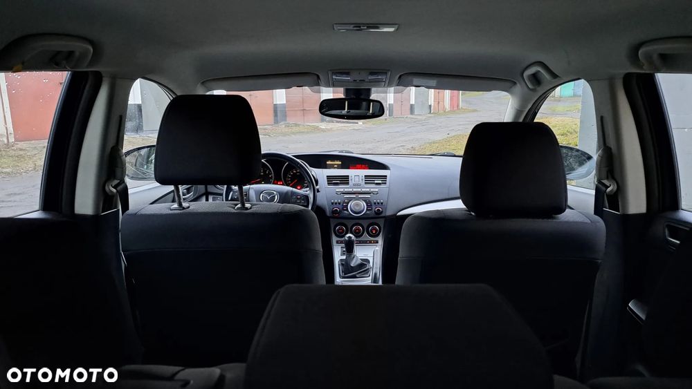 Mazda 3 2.0 Exclusive + - 7