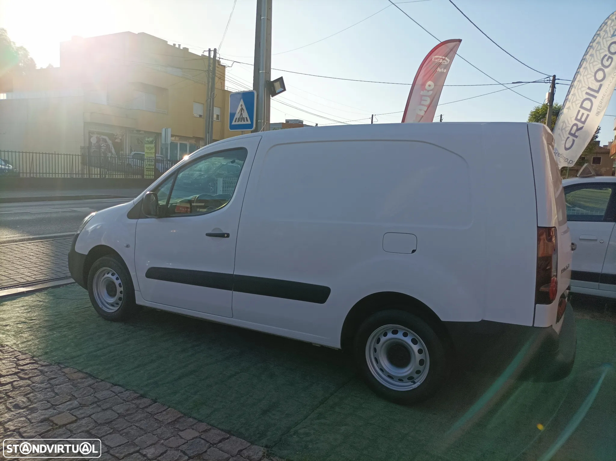 Peugeot Partner 1.6 BlueHDi L2  Office Cx Isotermica - 4