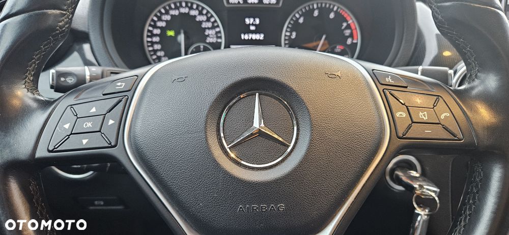 Mercedes-Benz Klasa B 200 (BlueEFFICIENCY) 7G-DCT - 33