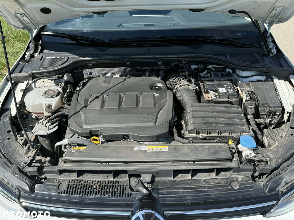 Volkswagen Golf 2.0 TDI SCR DSG Life - 6