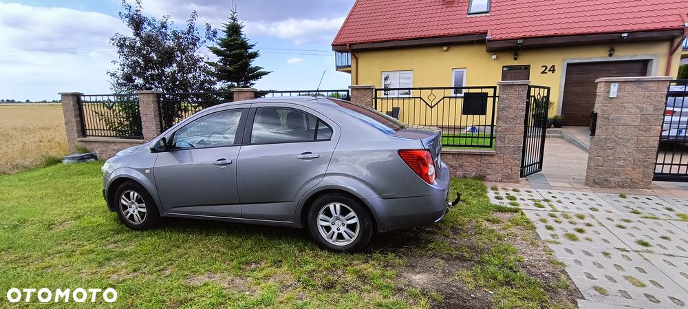 Chevrolet Aveo 1.4 16V LT - 3