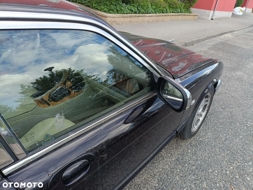 Jaguar XJ - 24