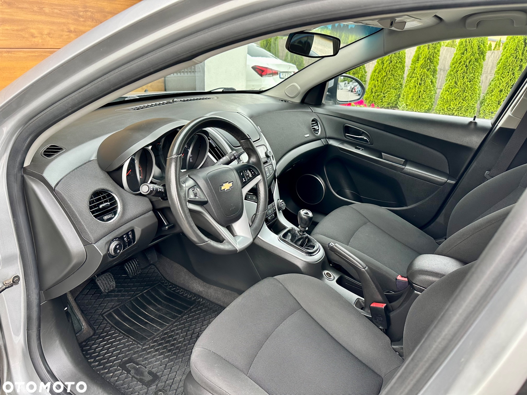 Chevrolet Cruze Station Wagon 1.6 LS+ - 11