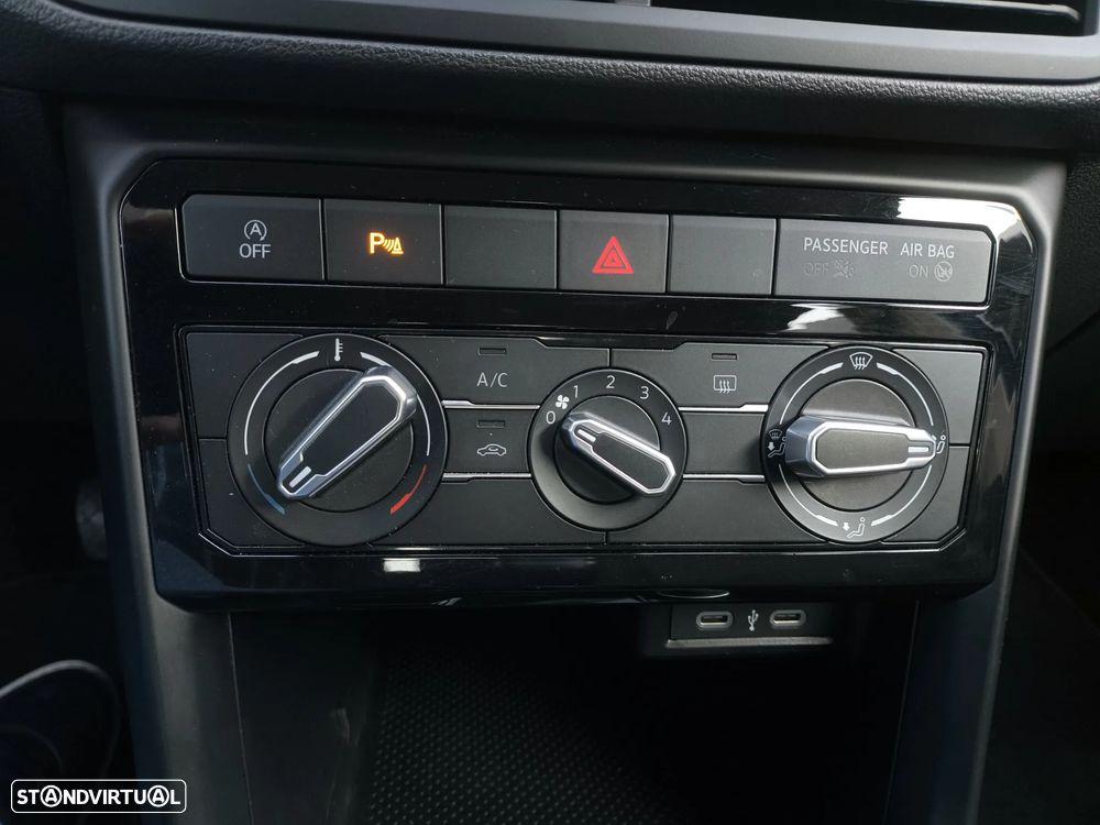 VW T-Cross 1.0 TSI Life - 17