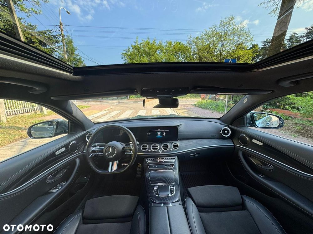 Mercedes-Benz Klasa E 220 d 4Matic 9G-TRONIC AMG Line - 8