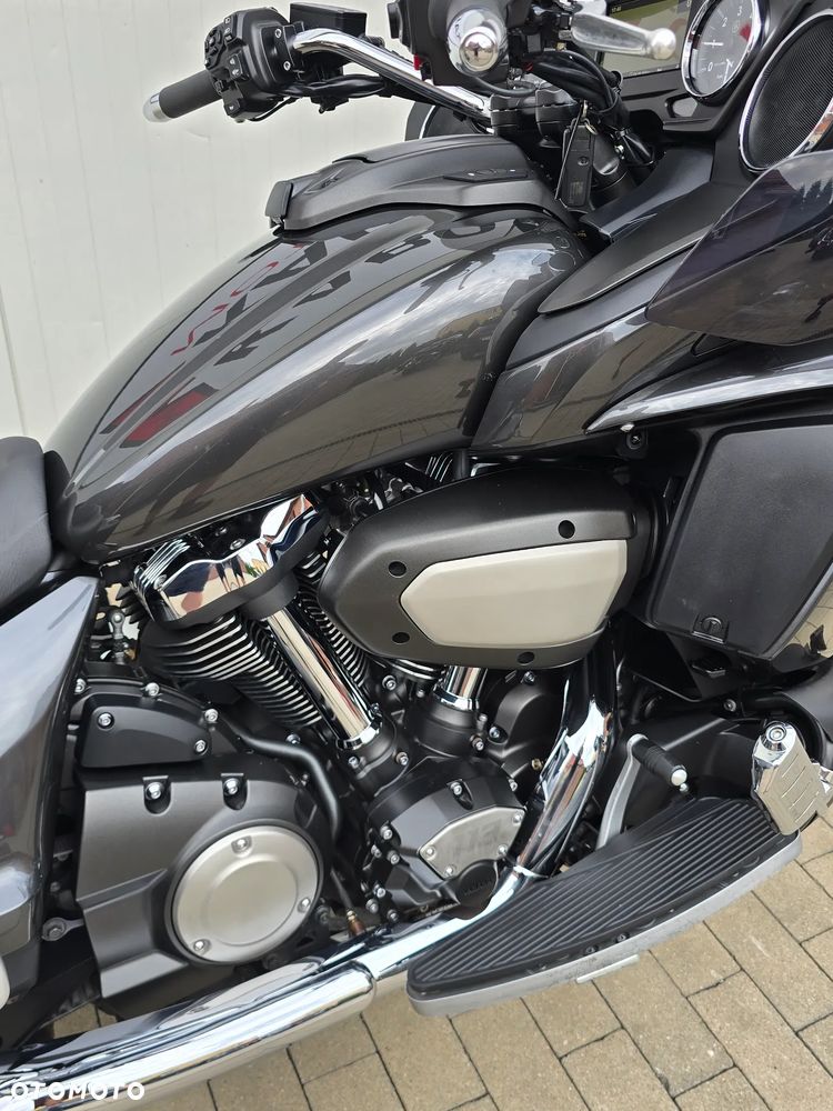 Yamaha Venture - 6
