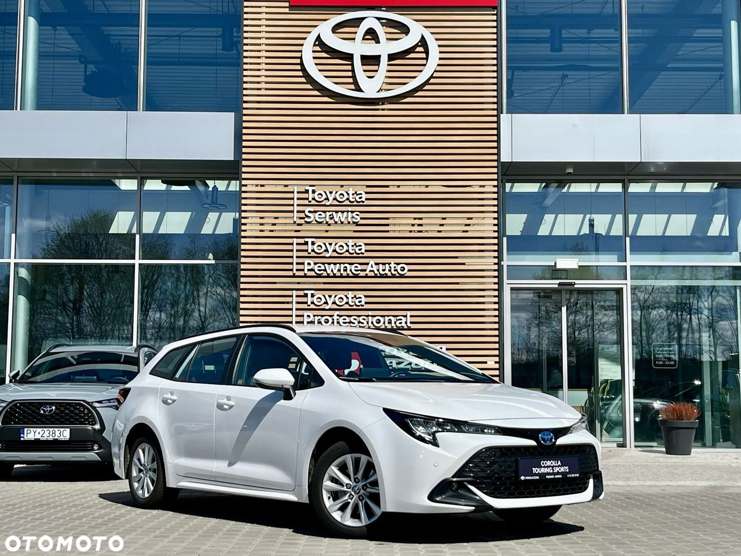 Toyota Corolla - 1