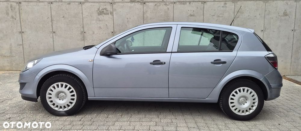 Opel Astra - 8