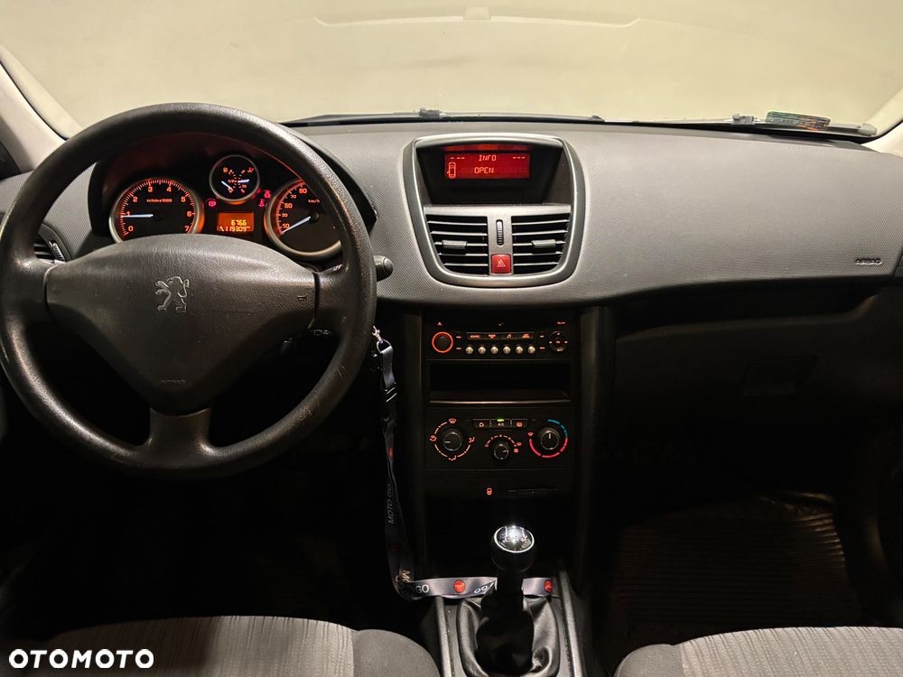 Peugeot 207 1.4 Active - 14