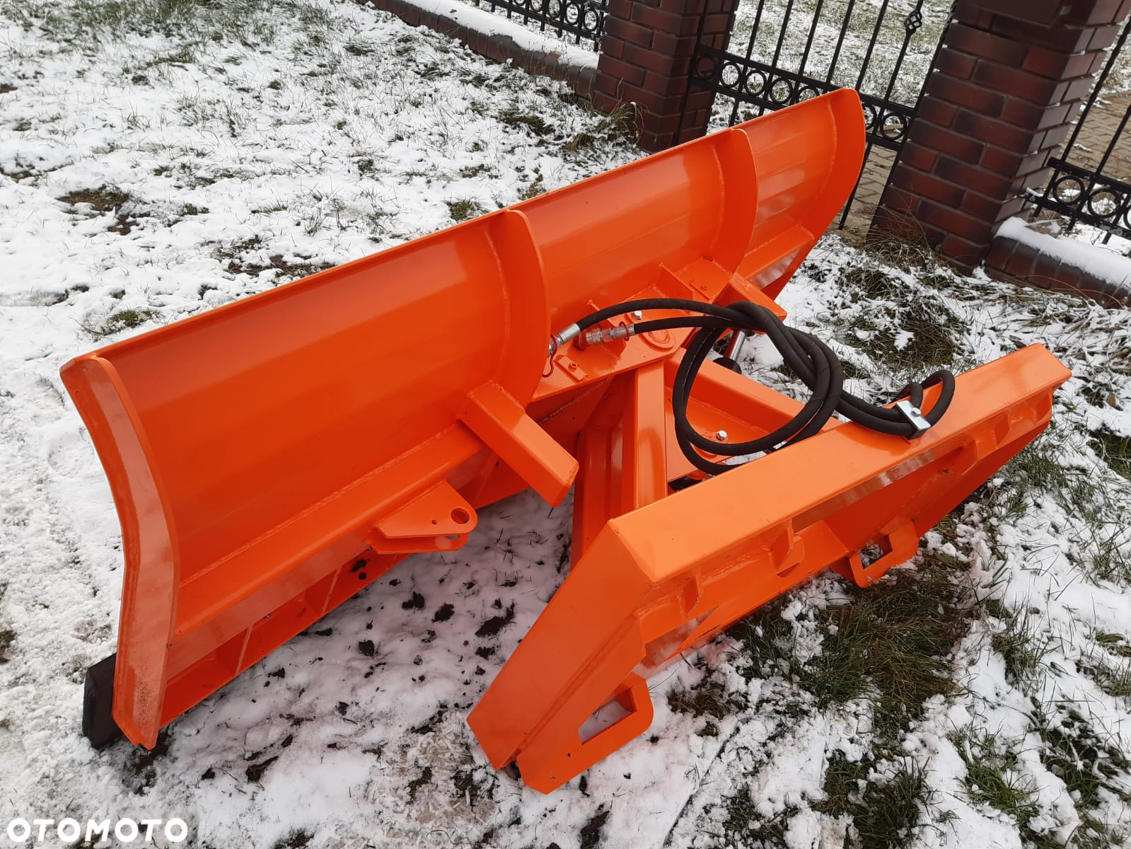 PŁUG DO ŚNIEGU 250 cm do ładowarki New Holland, JCB, Claas, CAT, Case, Manitou - 3