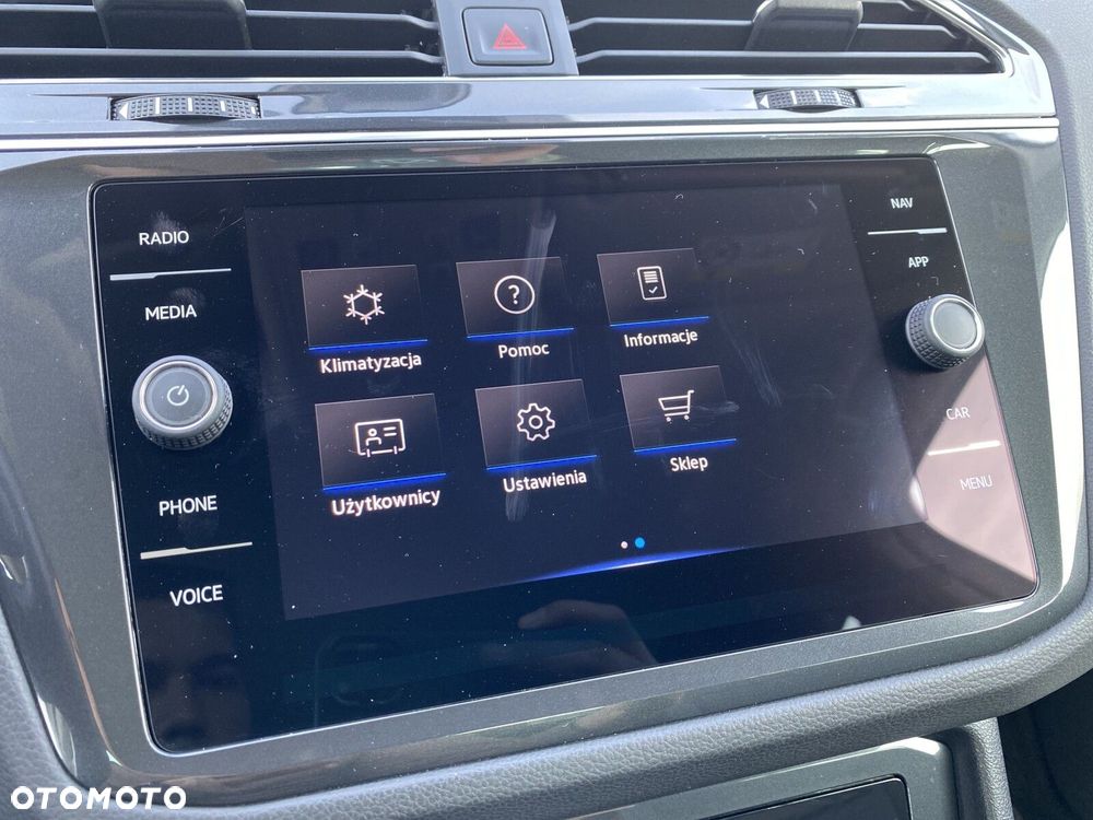 Volkswagen Tiguan - 18