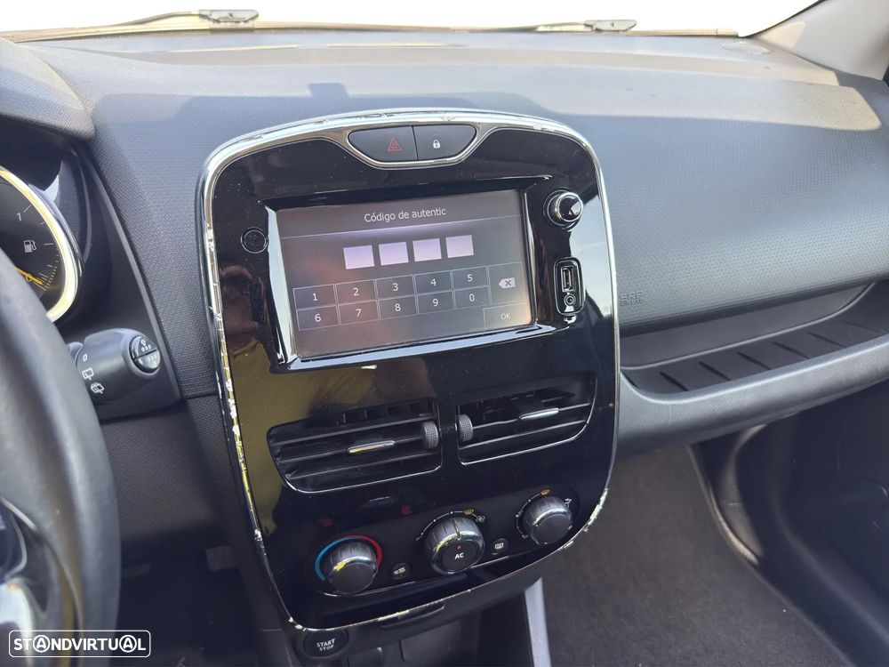 Renault Clio Sport Tourer Energy dCi 90 Business - 11