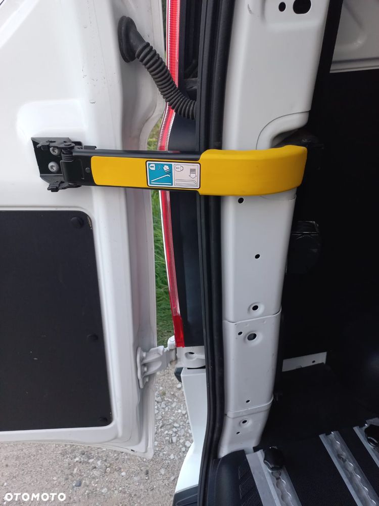 Ford Transit Custom Kombi 310 L2H1 Trend - 11