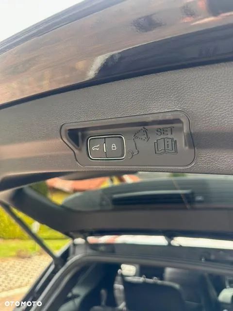 Ford Explorer ver-ecoboost-plug--in-hybrid-st--line - 34
