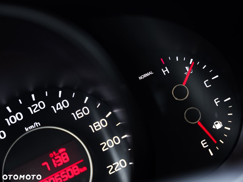 Kia Soul 1.6 CRDI Dream Team Edition - 35