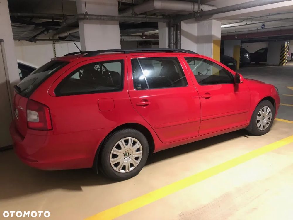 Skoda Octavia 1.8 TSI Ambiente - 4