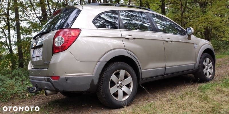 Chevrolet Captiva 2.0 d LT medium - 5