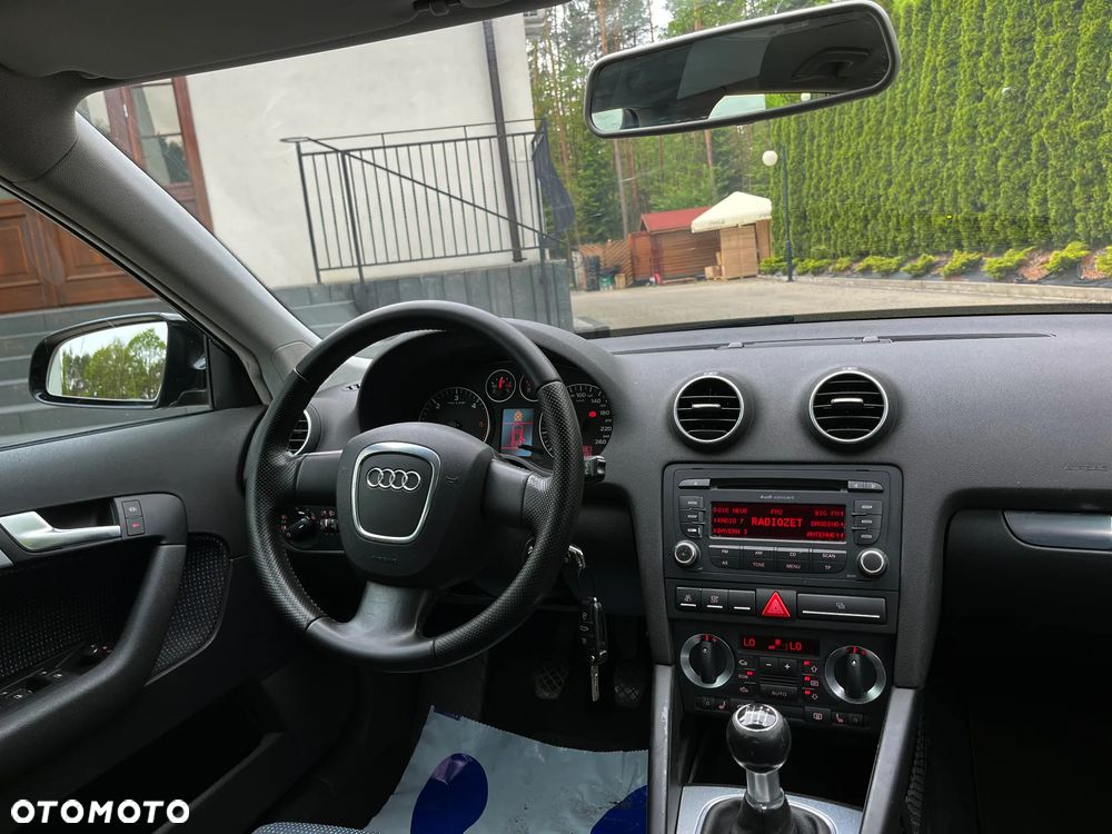 Audi A3 Sportback - 12