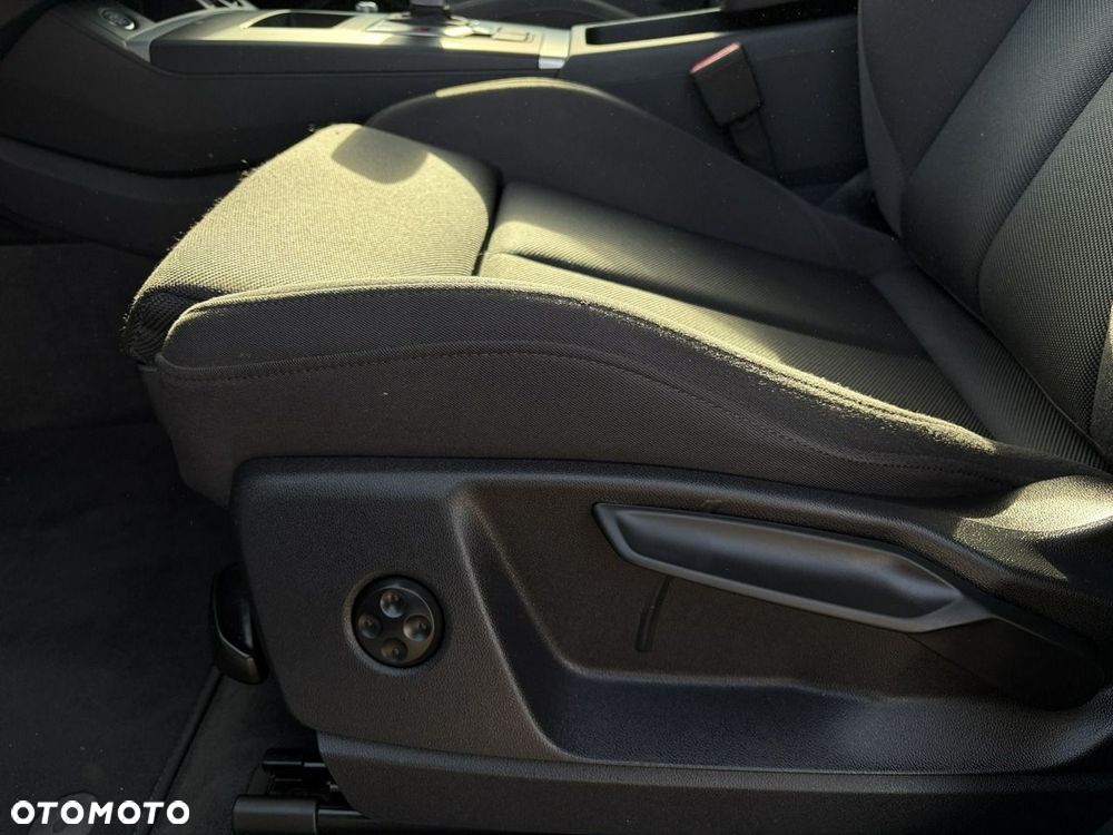 Audi Q5 35 TDI mHEV S Line S tronic - 11