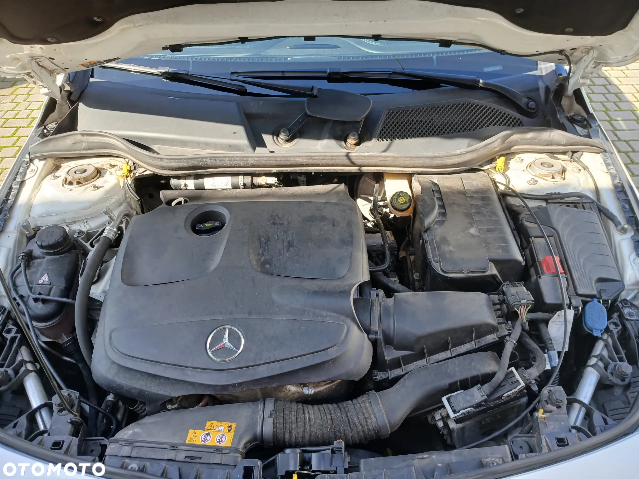 Mercedes-Benz CLA 200 7G-DCT AMG Line - 24