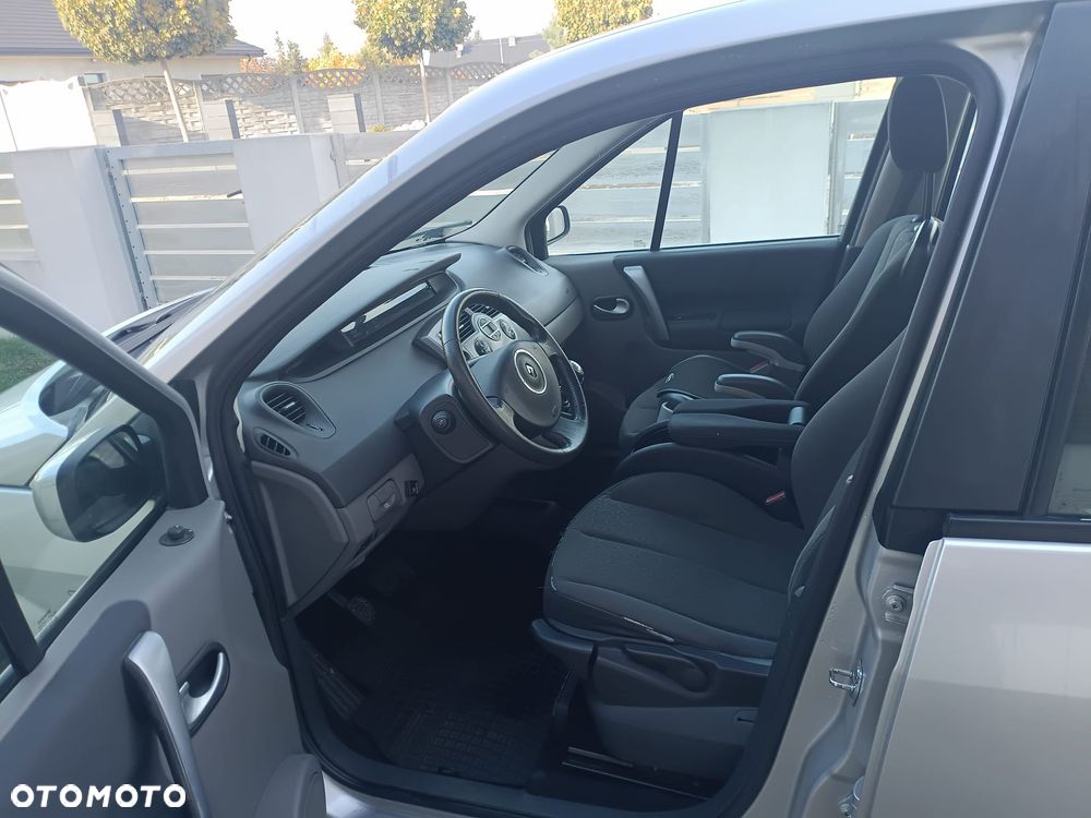 Renault Scenic - 6