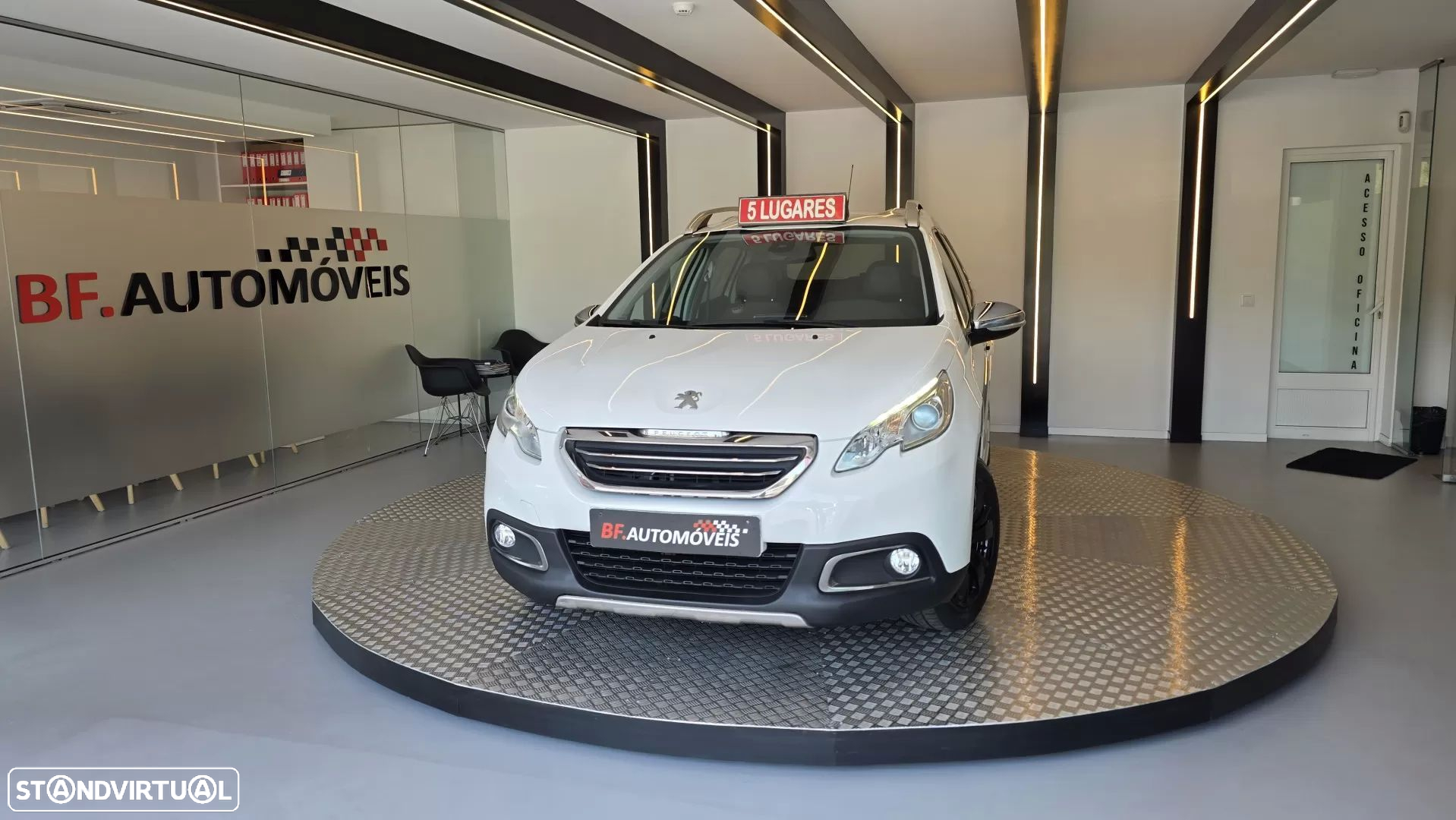 Peugeot 2008 1.4 HDi Allure - 11