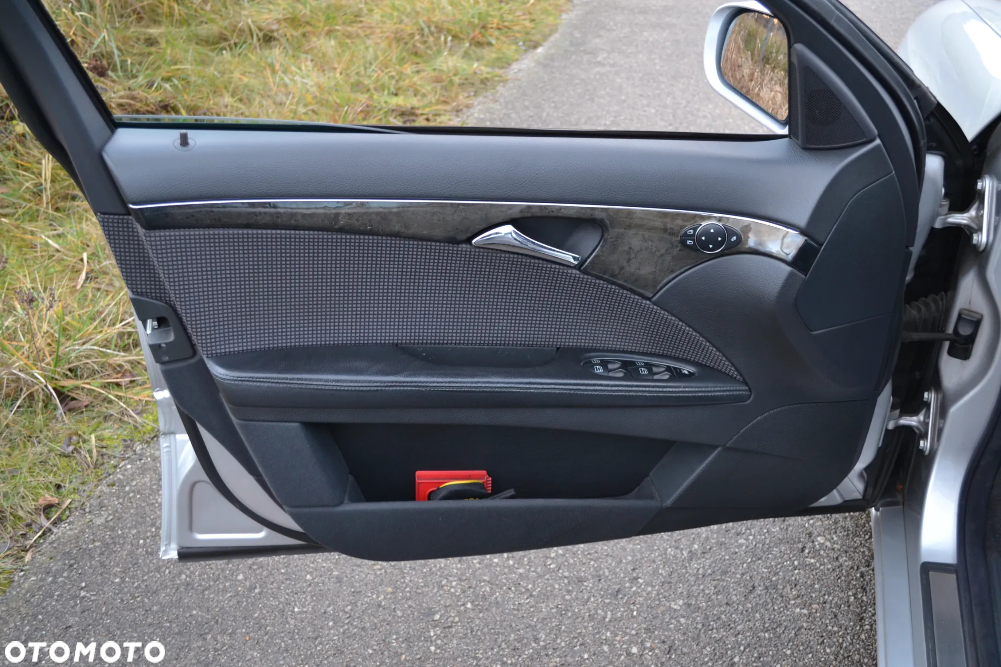 Mercedes-Benz Klasa E 240 4-Matic T Avantgarde - 10