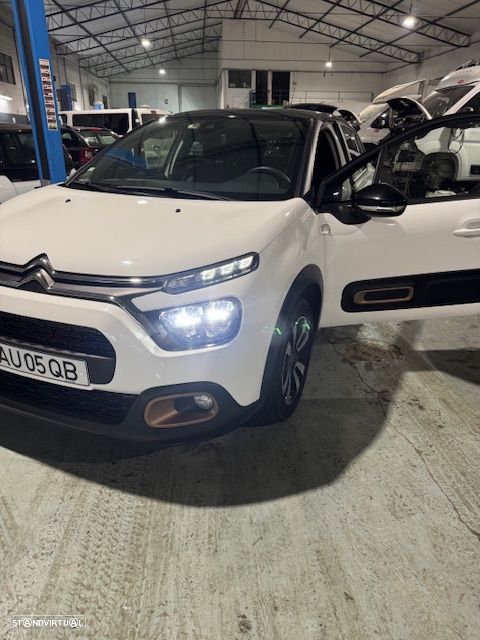 Citroën C3 1.2 PureTech C-Series - 1