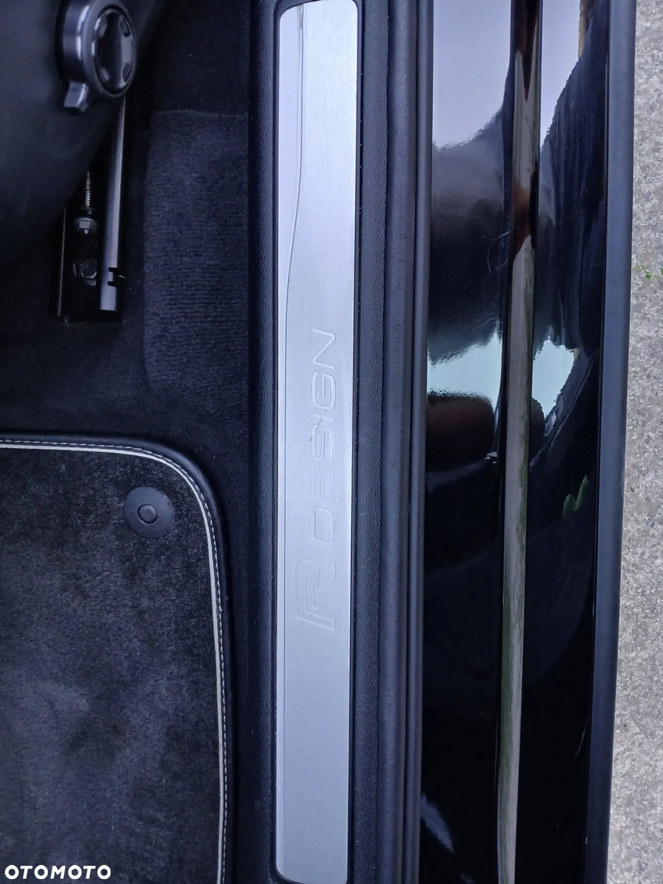 Volvo S60 T4 R-Design - 16