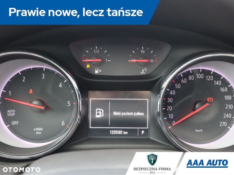 Opel Insignia - 12