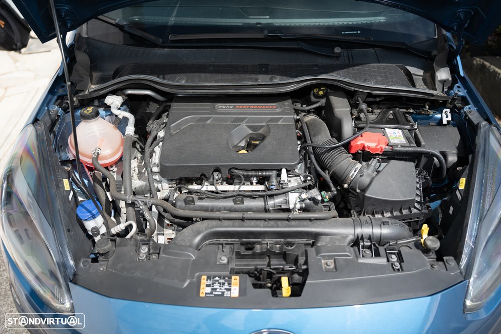Ford Fiesta 1.5 EcoBoost S&S ST X - 44