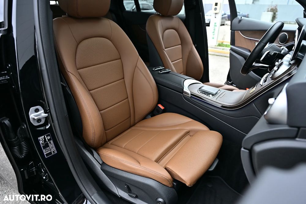 Mercedes-Benz GLC Coupe 350 e 4Matic 7G-TRONIC AMG Line - 23