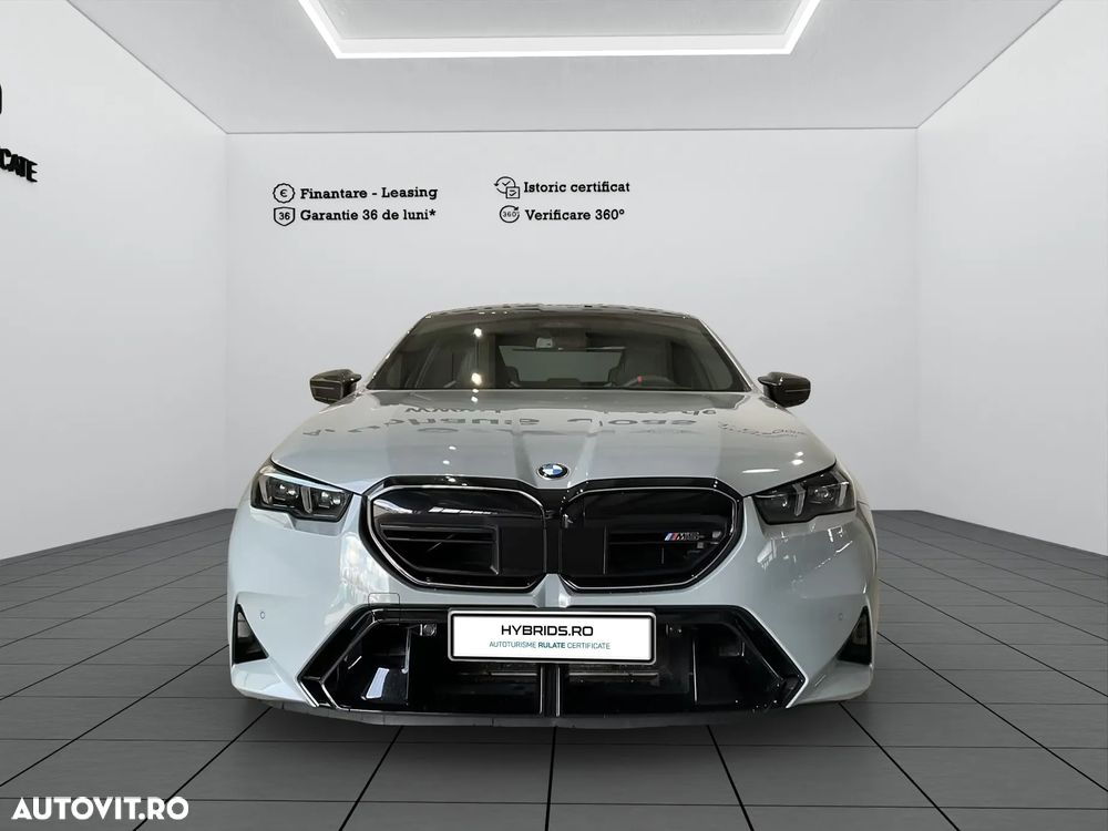 BMW M5 xDrive - 3