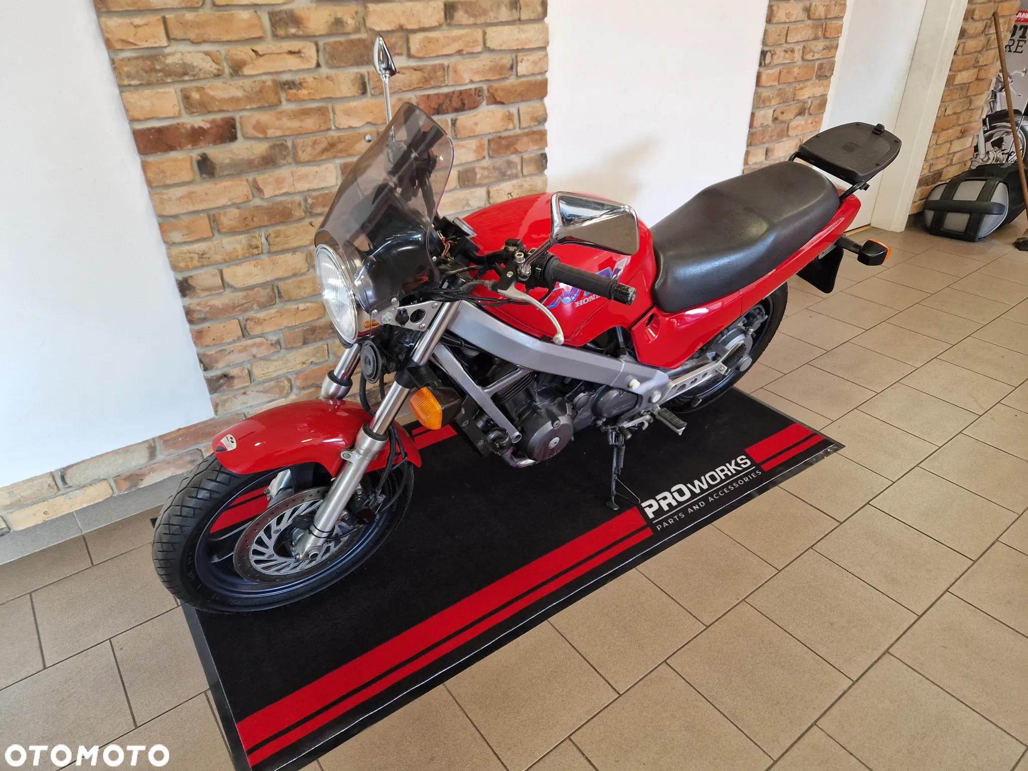 Honda NTV - 15