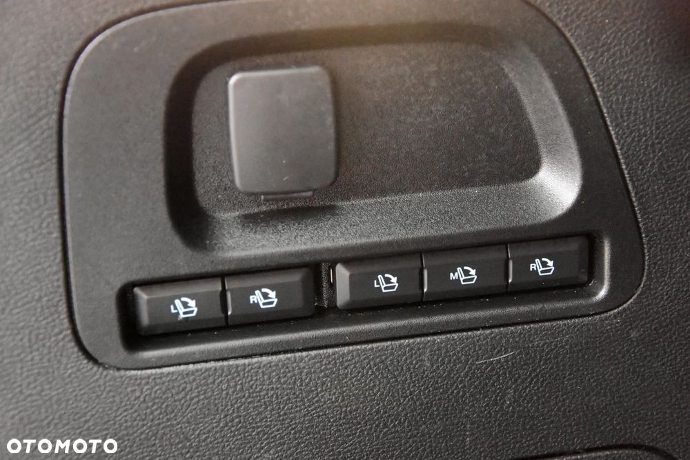 Ford S-Max 2.0 EcoBlue ST-LINE - 22