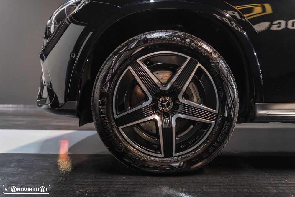 Mercedes-Benz GLC 300 e Coupe 4Matic - 23