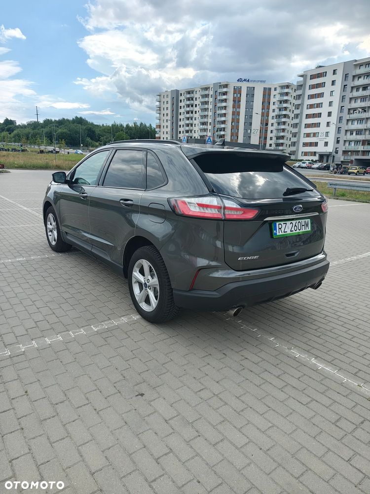 Ford Edge - 5