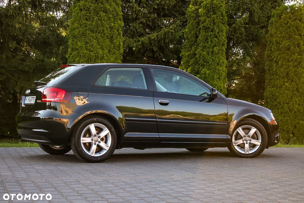 Audi A3 3-drzwiowe 1.4 TFSI S tronic S line Sportpaket - 16