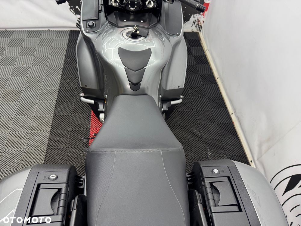 Kawasaki GTR - 26