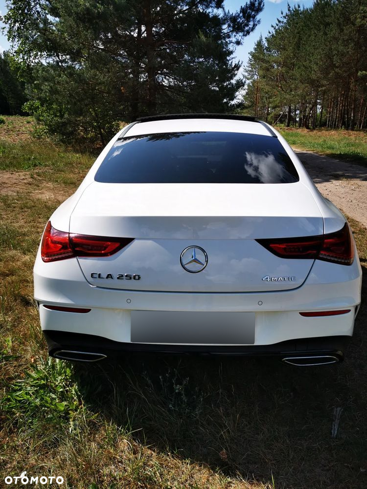 Mercedes-Benz CLA 250 4-Matic AMG Line 7G-DCT - 13