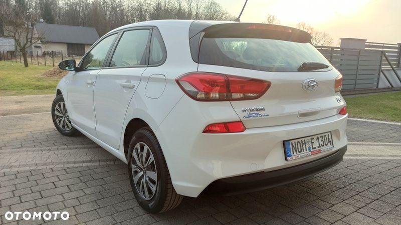 Hyundai i30 1.4 Classic - 11