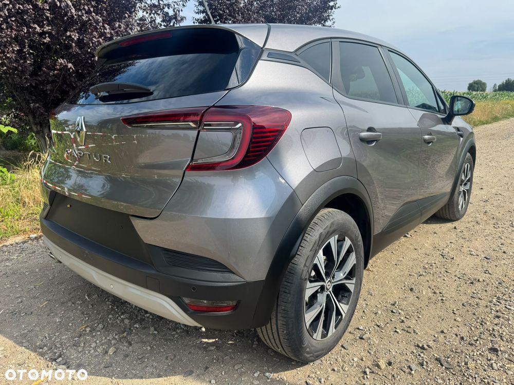 Renault Captur - 13