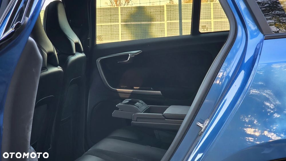 Volvo V60 Polestar - 26