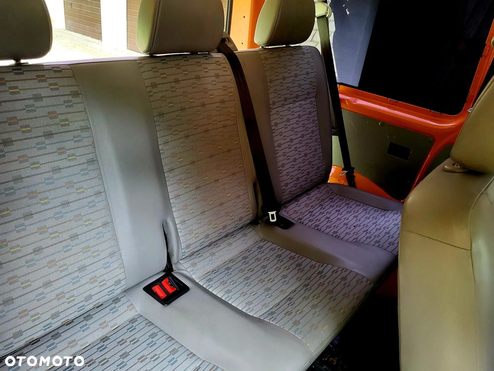 Volkswagen Transporter L1H1 - 15